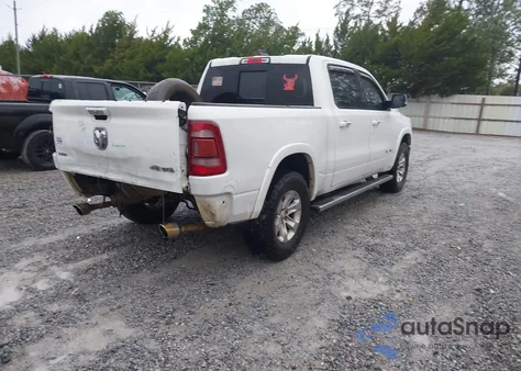 2019 Ram 1500 Laramie 4X4 5'7 Box z USA, uszkodzony, nr VIN 1C6SRFJT2KN740818